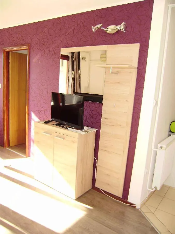 Apartment In Cavle 38810 Croatia